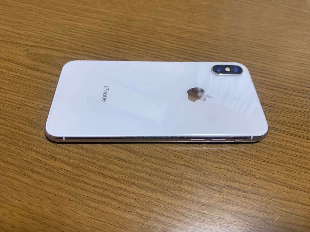 iPhone X 容量···256GB SIMロックなし￼