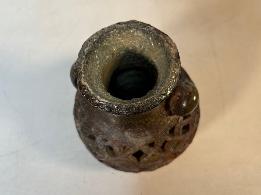 透かし彫り模様　壺型 一輪挿し　3点セット