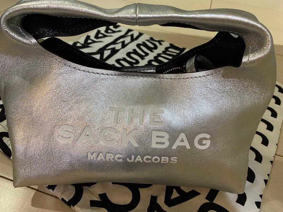 k*♡様 MARC JACOBS THE SACK BAG シルバーバッグ　定価