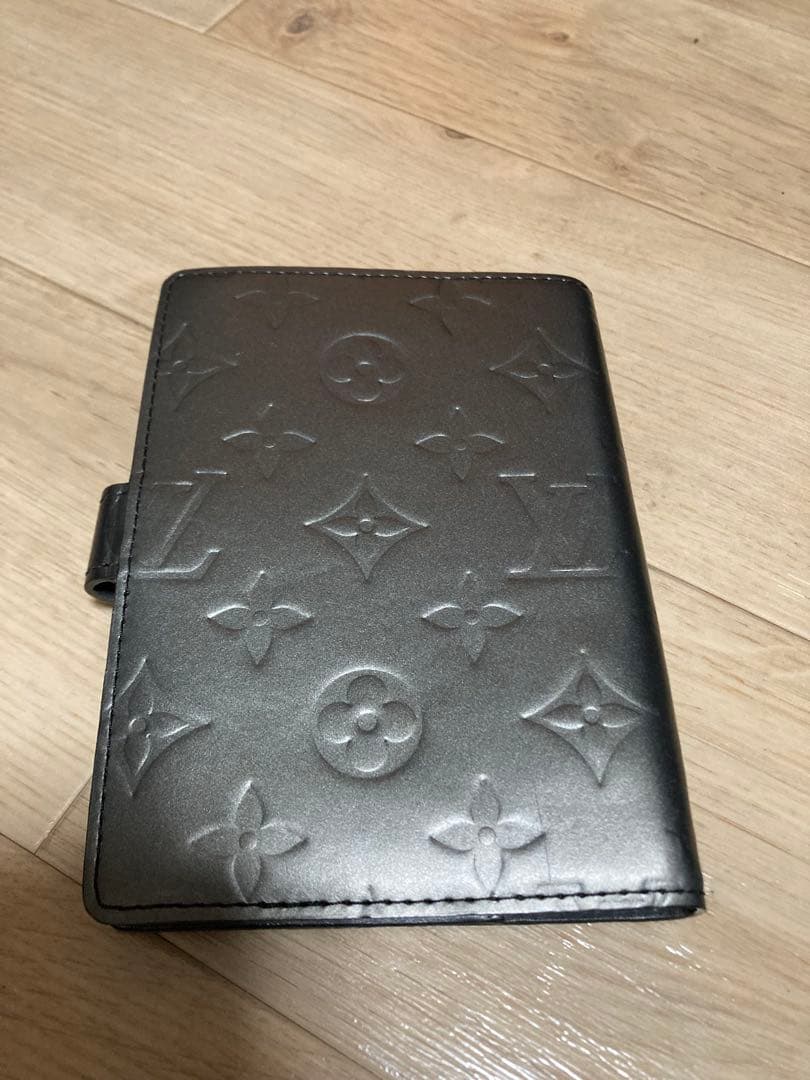 美品　ルイヴィトン システム手帳 カバー アジェンダ モノグラムマット シルバー
