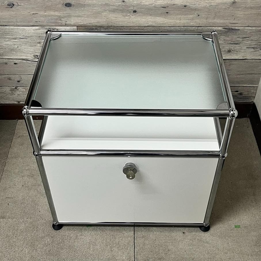 ★正規品★USMハラー 鍵付サイドボード ソフトクローズ仕様 白色