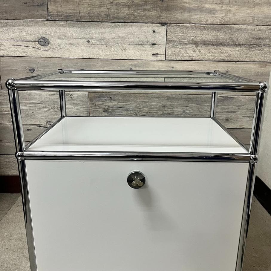 ★正規品★USMハラー 鍵付サイドボード ソフトクローズ仕様 白色