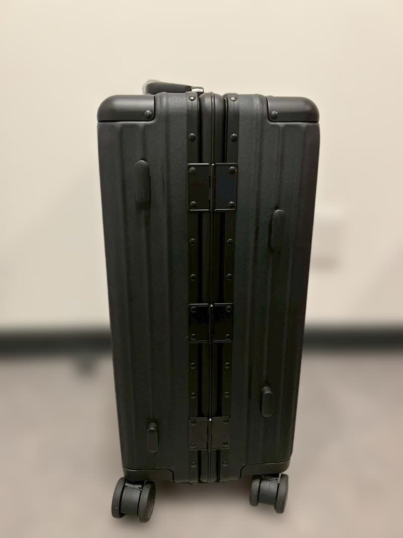 リベティ多機能キャリーケース【マットブラックS】B16　TSAロック