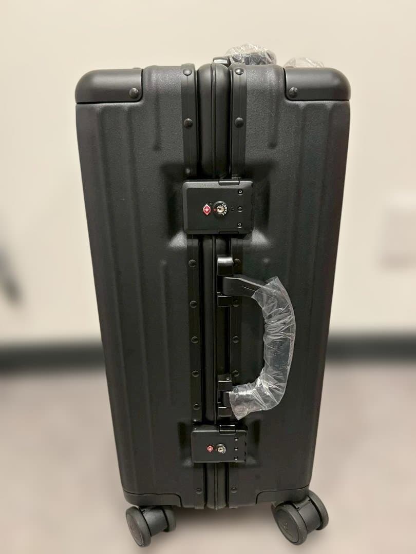 リベティ多機能キャリーケース【マットブラックS】B16　TSAロック