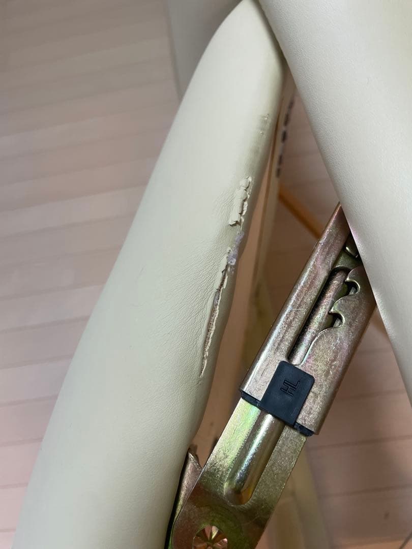 低反発折りたたみベッド　整体エステマッサージベッド 施術台　幅70cm