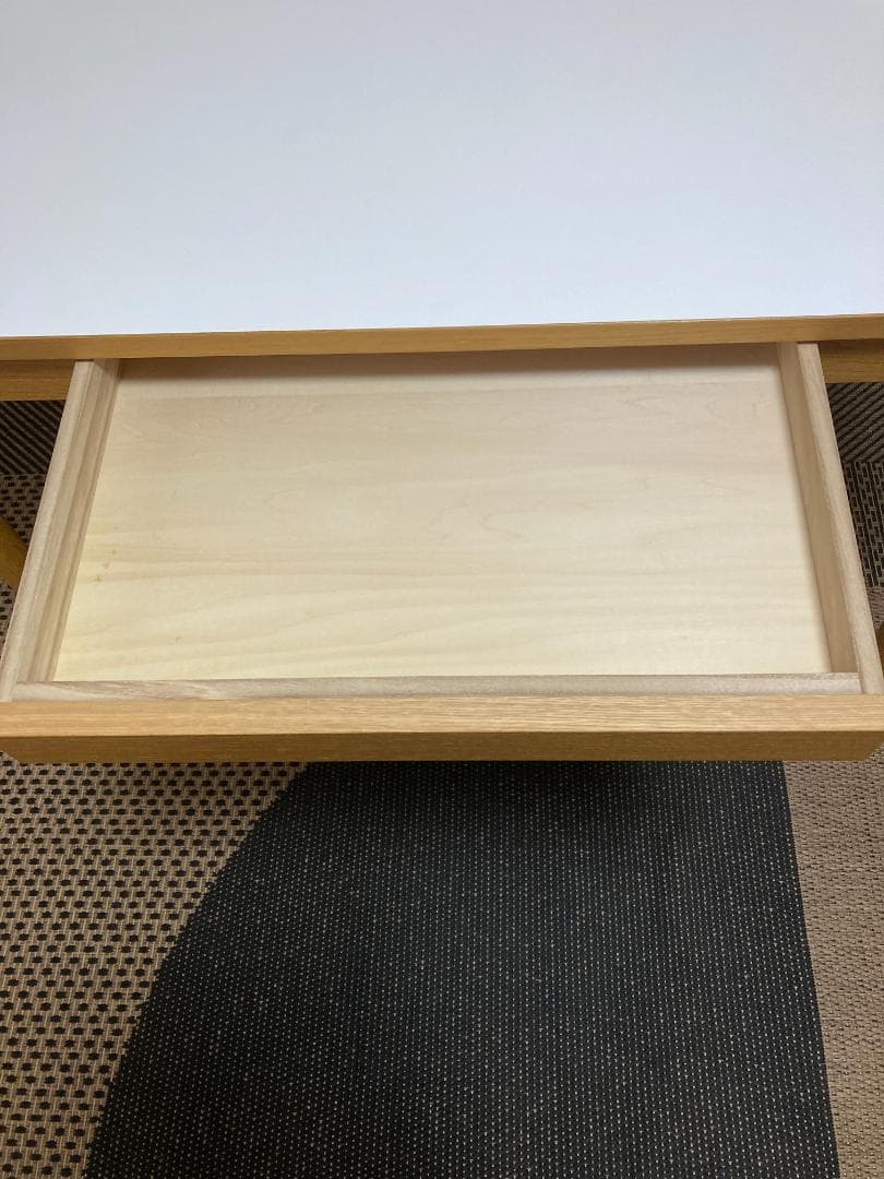 IDEE STILT TABLE 1000 White イデースティルトテーブル