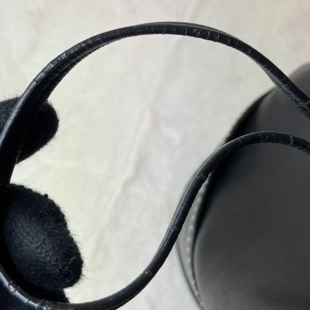 J&M Davidson✨デイジー ウィズ スタッズ 巾着 黒 バンドバッグ