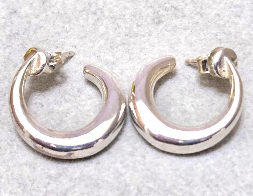 GUCCIグッチ サークル SILVER925 ユニセックスピアス　42766