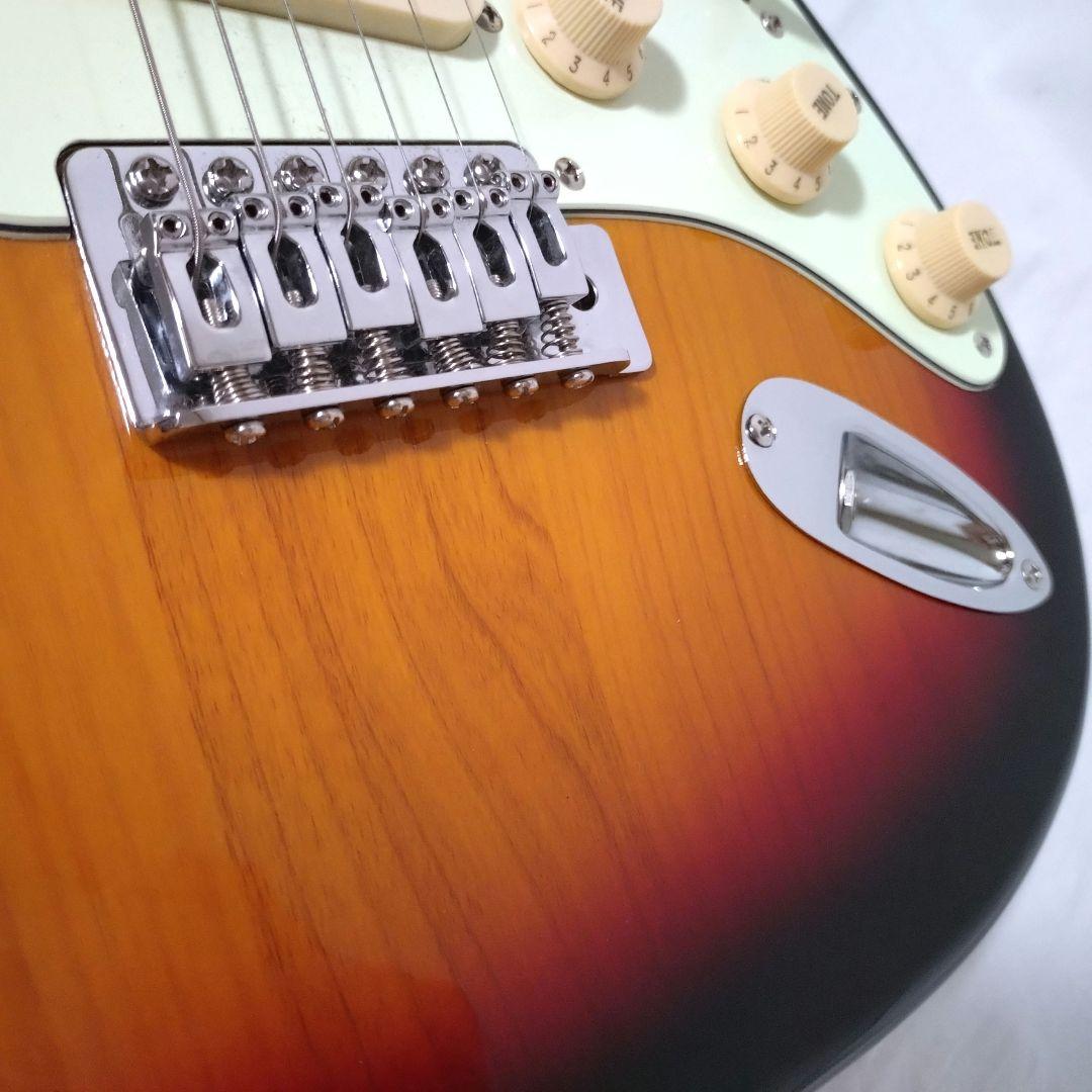 美品　Bacchus　バッカス　BST-1-RSM/M　ストラトキャスタータイプ