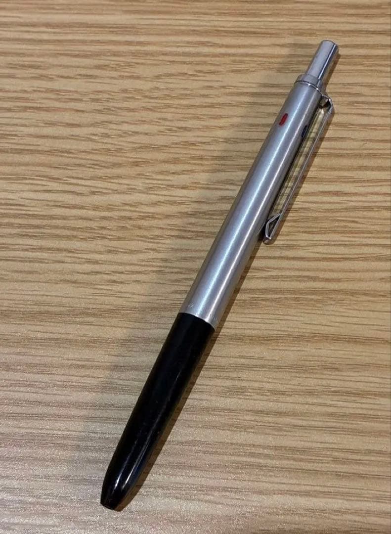 【廃番】モンブラン 672 マルチカラーボールペン 振り子式ノック機構