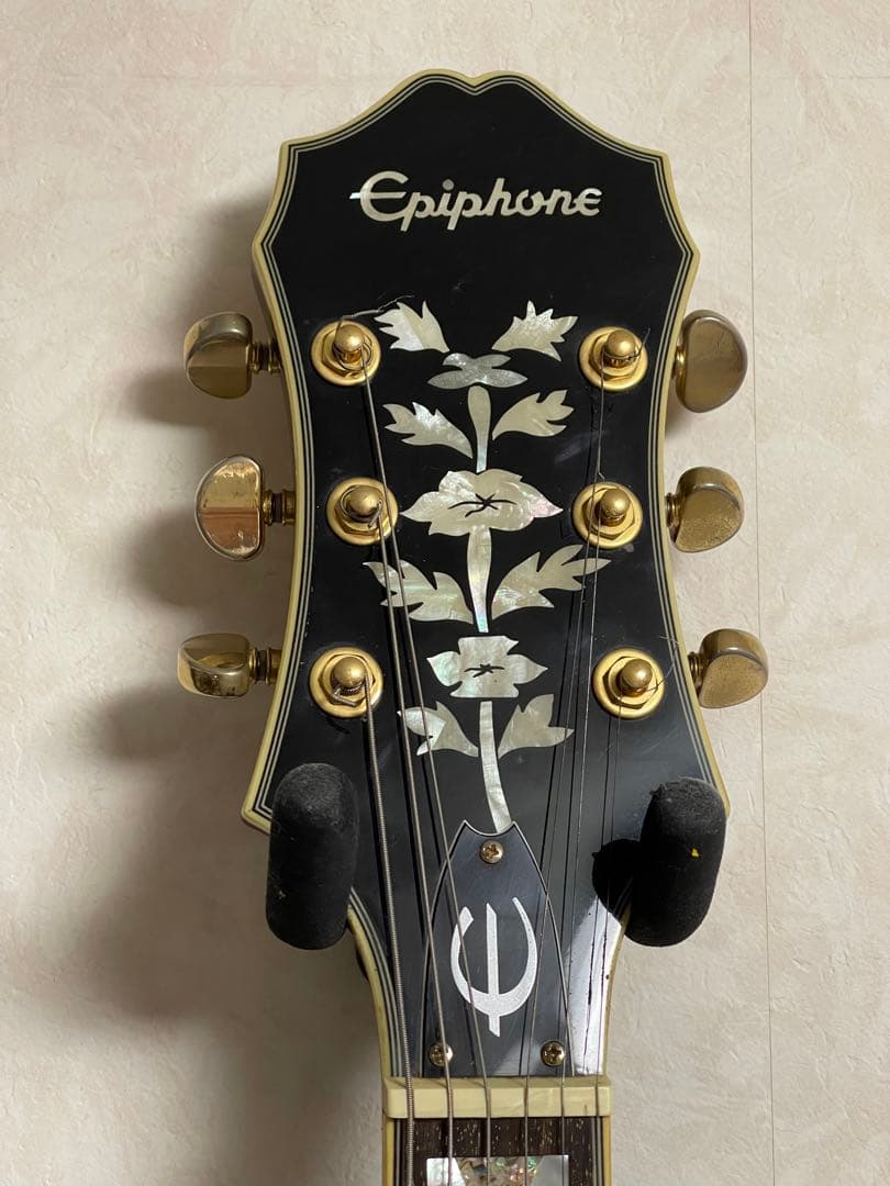 高級感のあるセミアコ　エピフォン　シェラトン　Ⅱ EB　中古