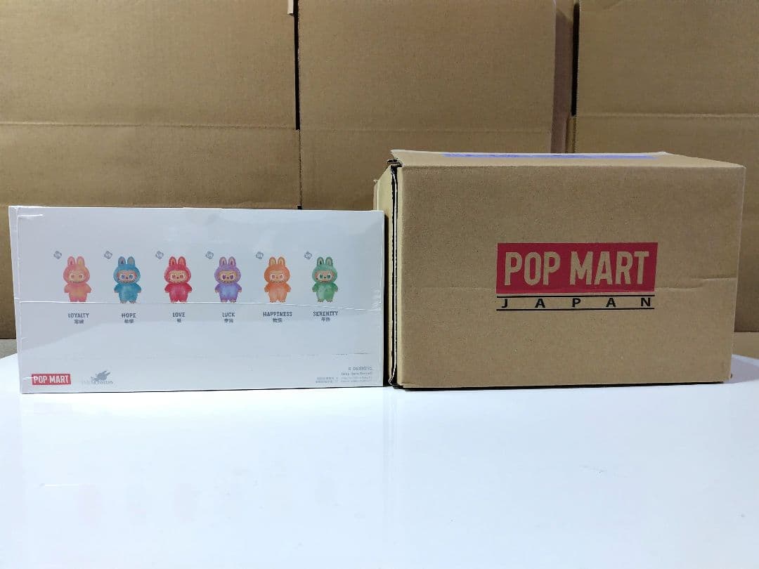 正規品・未開封　Labubu Big into Energy アソートボックス