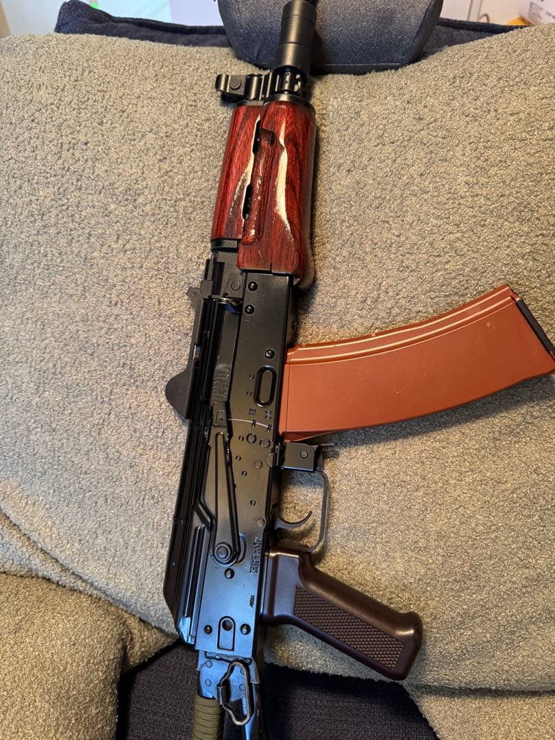 週末値下げ‼️次世代電動ガンAKS-74u 木製ハンドガード 付き