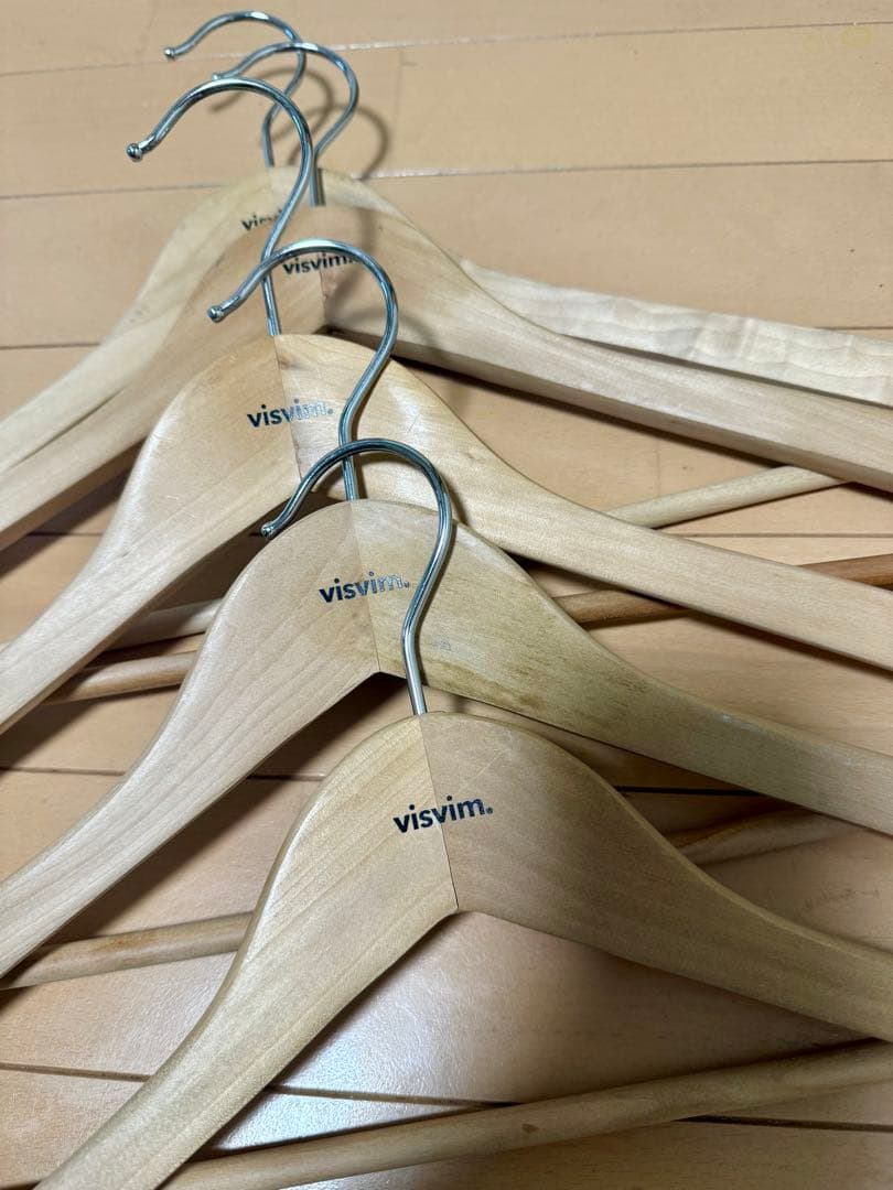 visvim木製　ハンガー　ビズビム　ヴィズビム　小物　ウッドハンガー