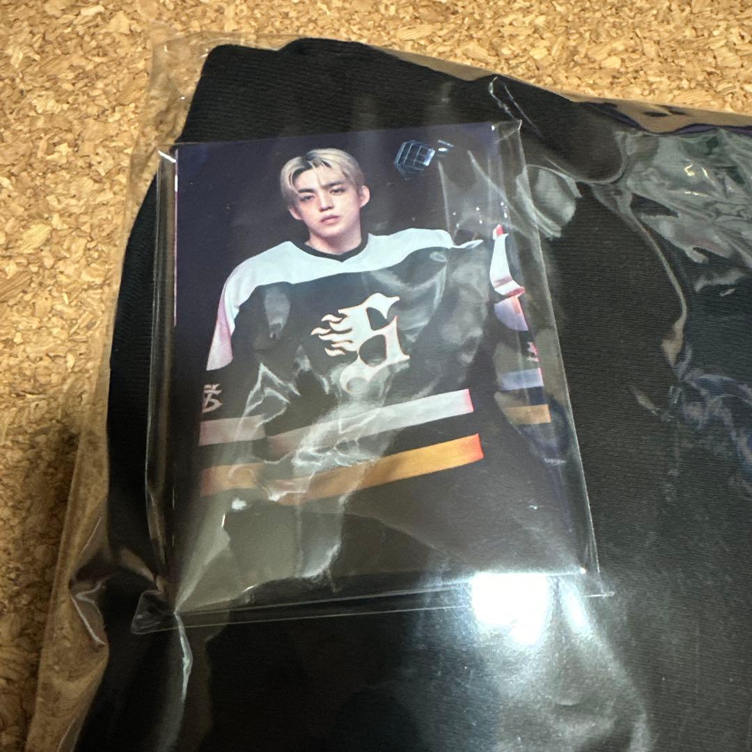 新品♡トレカ付き♡SEVENTEEN 2025  ルームウェア Lサイズ