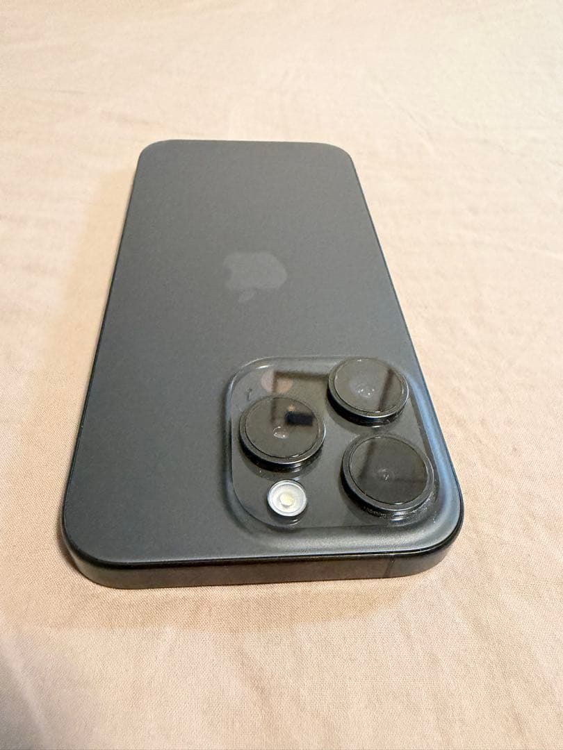 【超美品】iPhone15Pro 256gb ブラックチタニウムSIMフリー