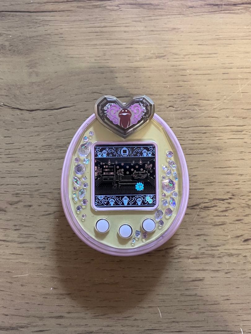 たまごっちピース　たまデコピアス　2点セット