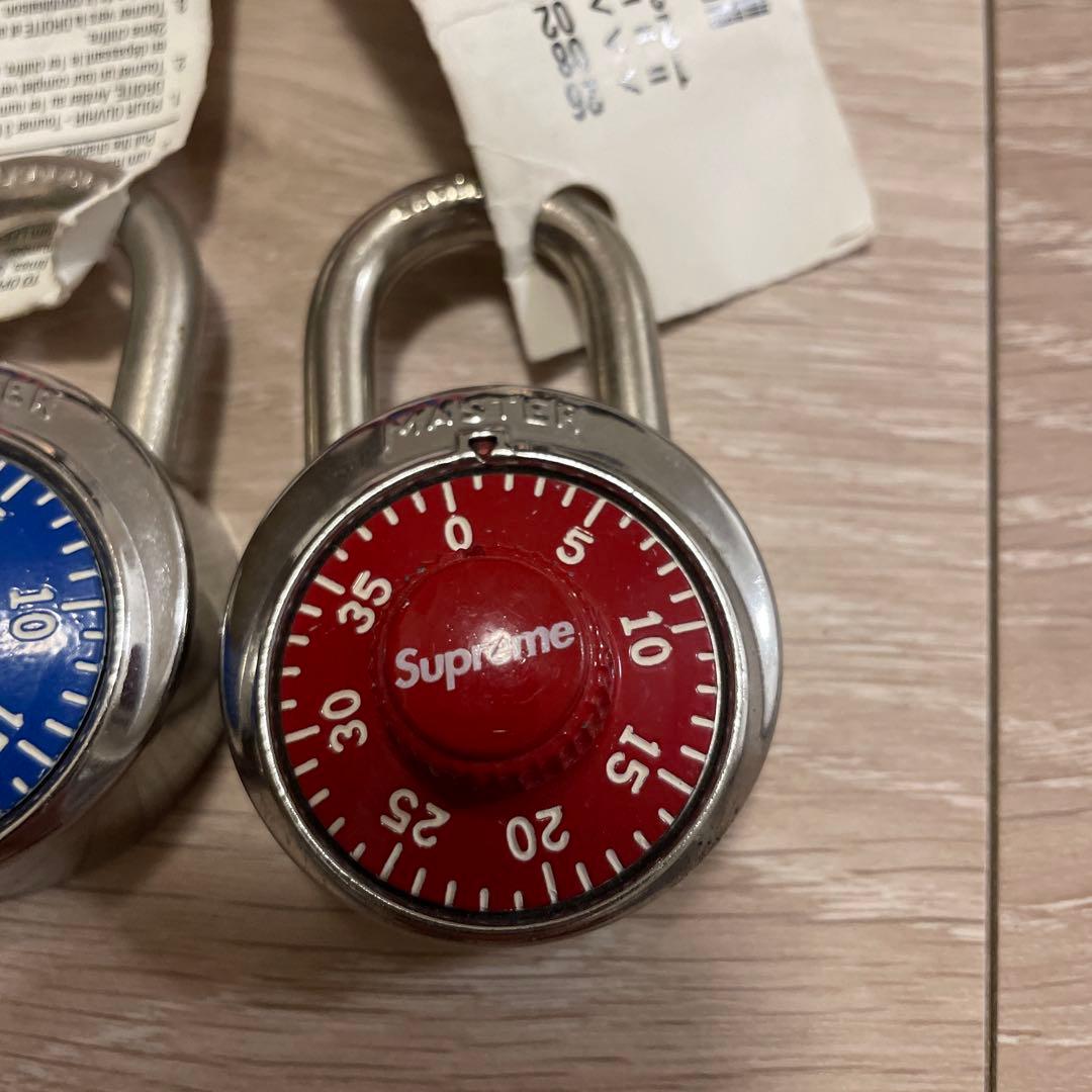 Supreme × Master Lock (Red/ Black/ Blue)