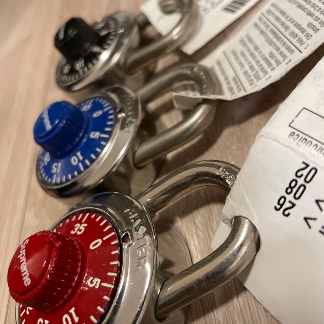 Supreme × Master Lock (Red/ Black/ Blue)