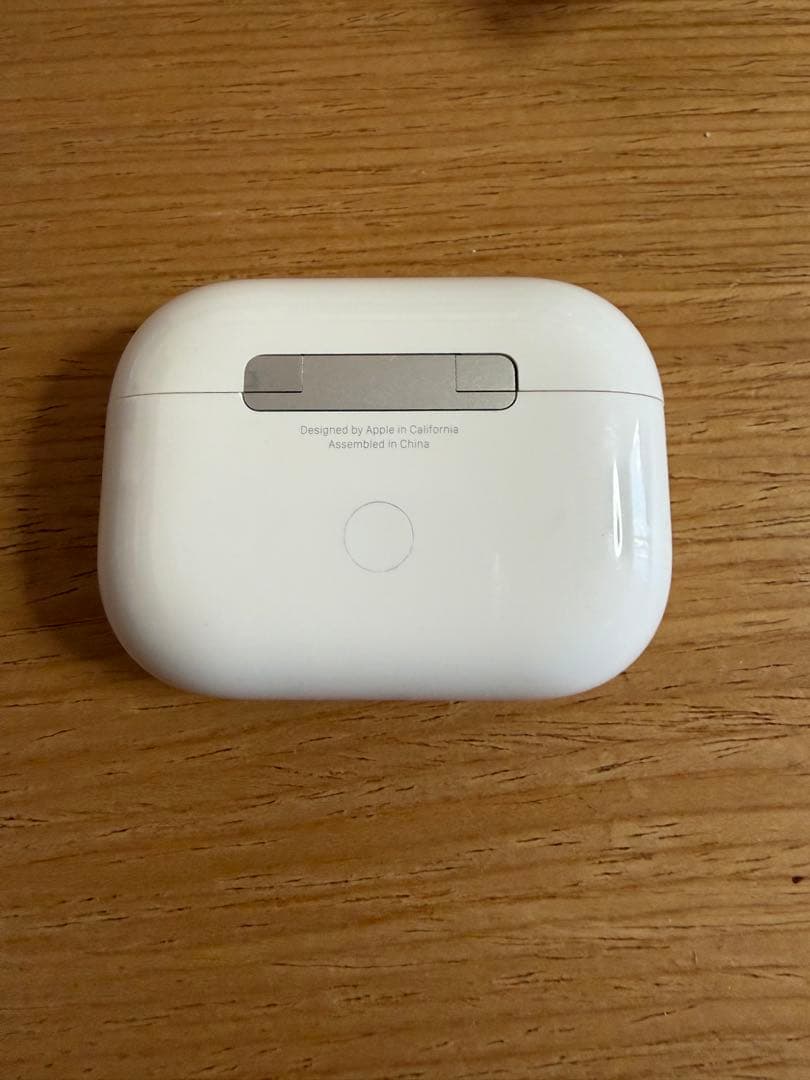 Apple AirPods Pro 2（Lightning端子モデル）