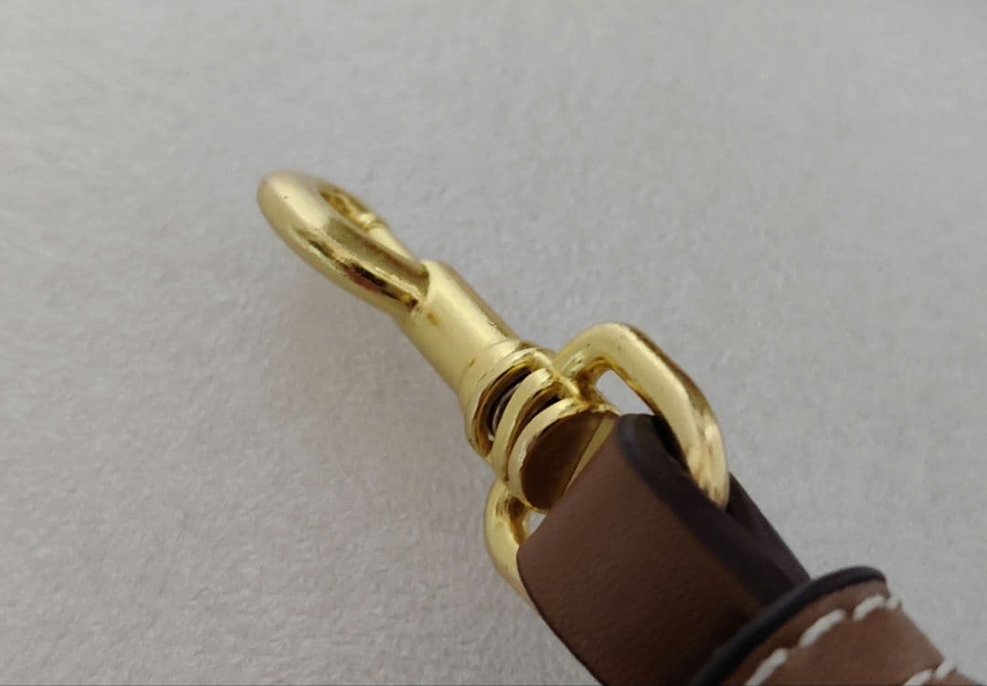 椿様。美品 TORY BURCH ショルダーバッグ Tモノグラム ジャガード