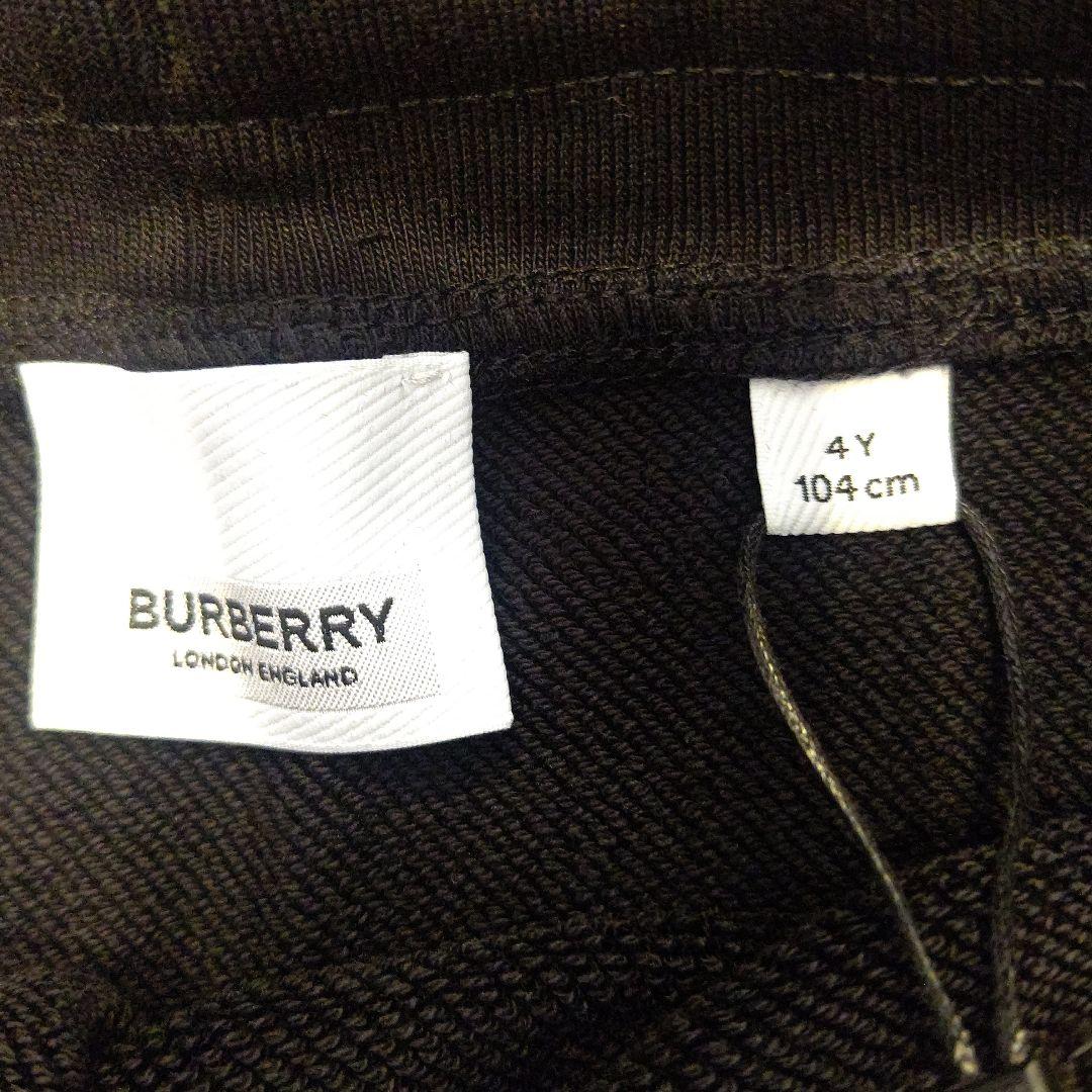 Burberry ブラック スカート 4Y
