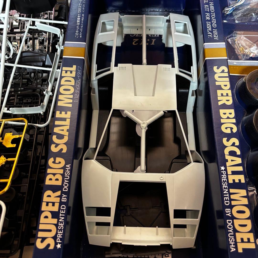 童友社 1/12 ランボルギーニカウンタックLP500S