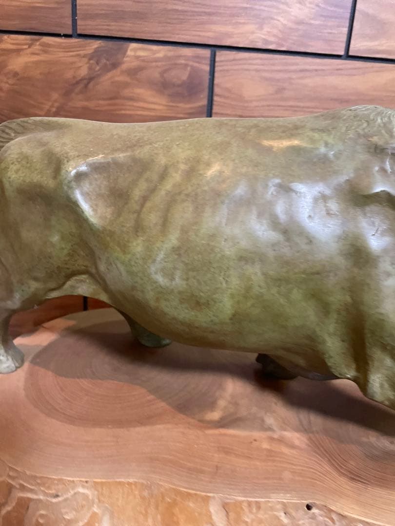 般若純一郎　高岡銅器　名工　牛の銅像　銅製　大型　約6.6kg