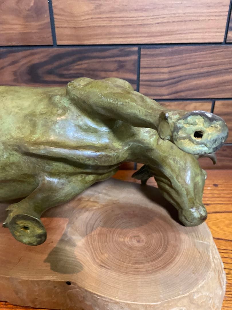 般若純一郎　高岡銅器　名工　牛の銅像　銅製　大型　約6.6kg