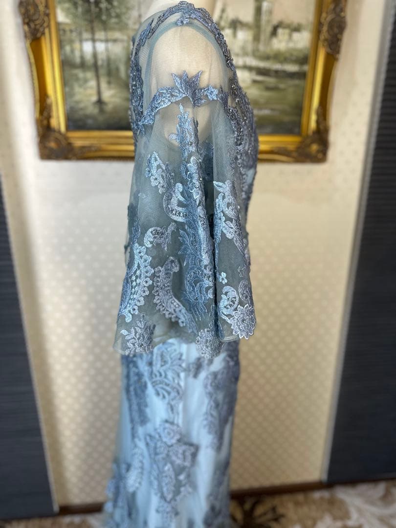 シルバー水色 刺繍入り ロングドレス フレアスリーブ