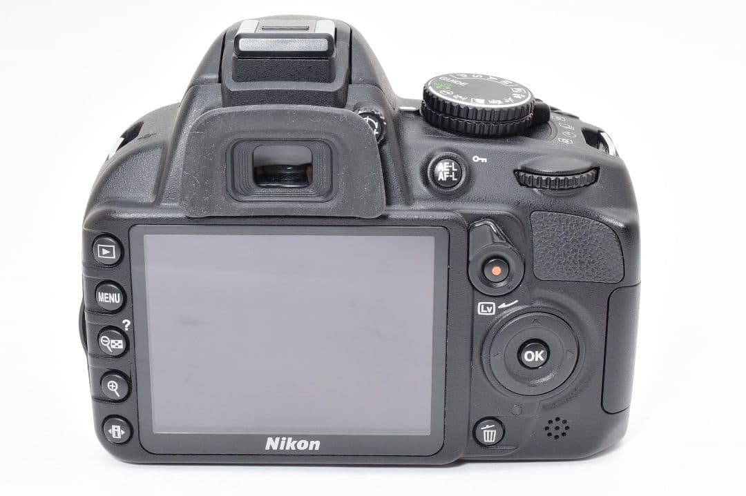 一眼レフデビュー定番の名機✨Nikon D3100✨標準ズームレンズセット✨軽量