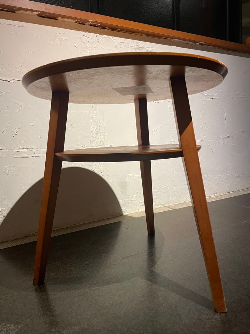 ACTUS 丸型テーブル