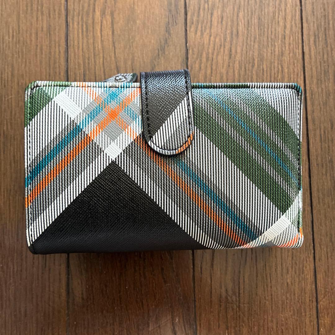 【未使用品】ヴィヴィアンウエストウッド サフィアーノ 折り財布 グリーン 箱付き