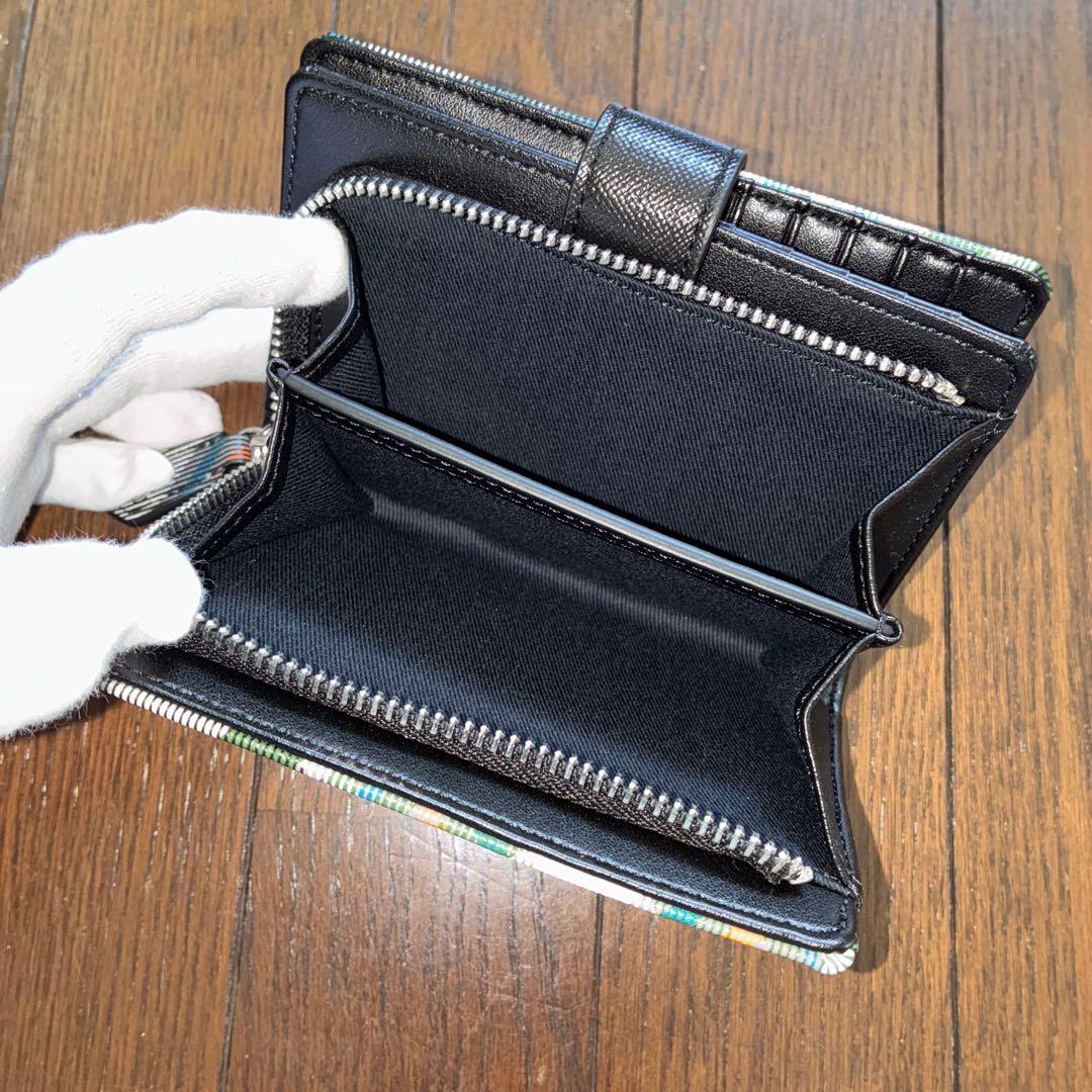 【未使用品】ヴィヴィアンウエストウッド サフィアーノ 折り財布 グリーン 箱付き
