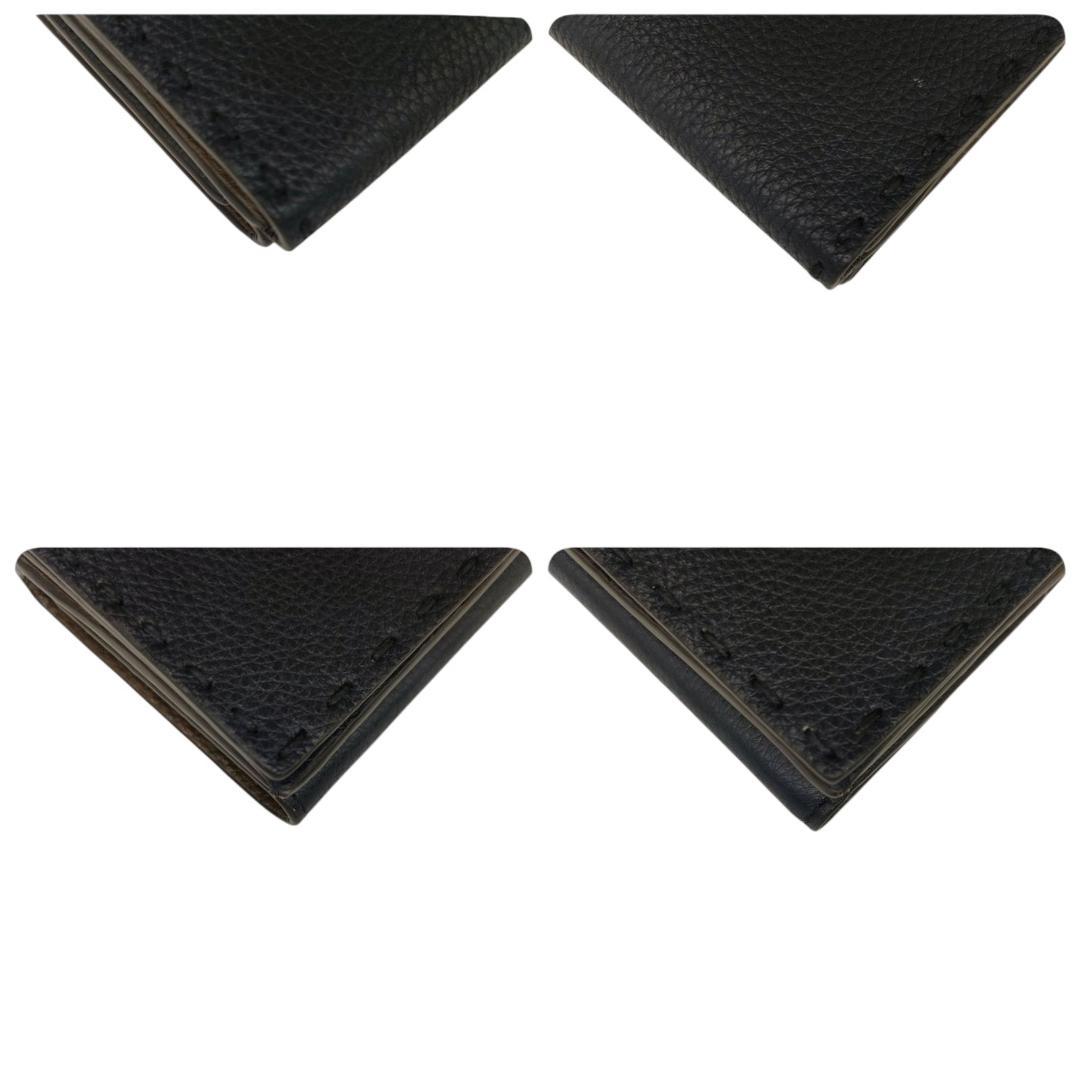 フェンディ　三つ折り財布　セレリアウォレット　ブラック　ブラウン