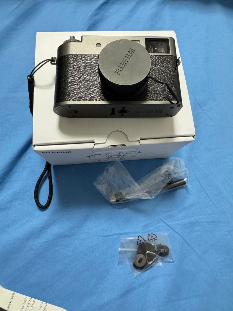 Fujifilm X half チャコール