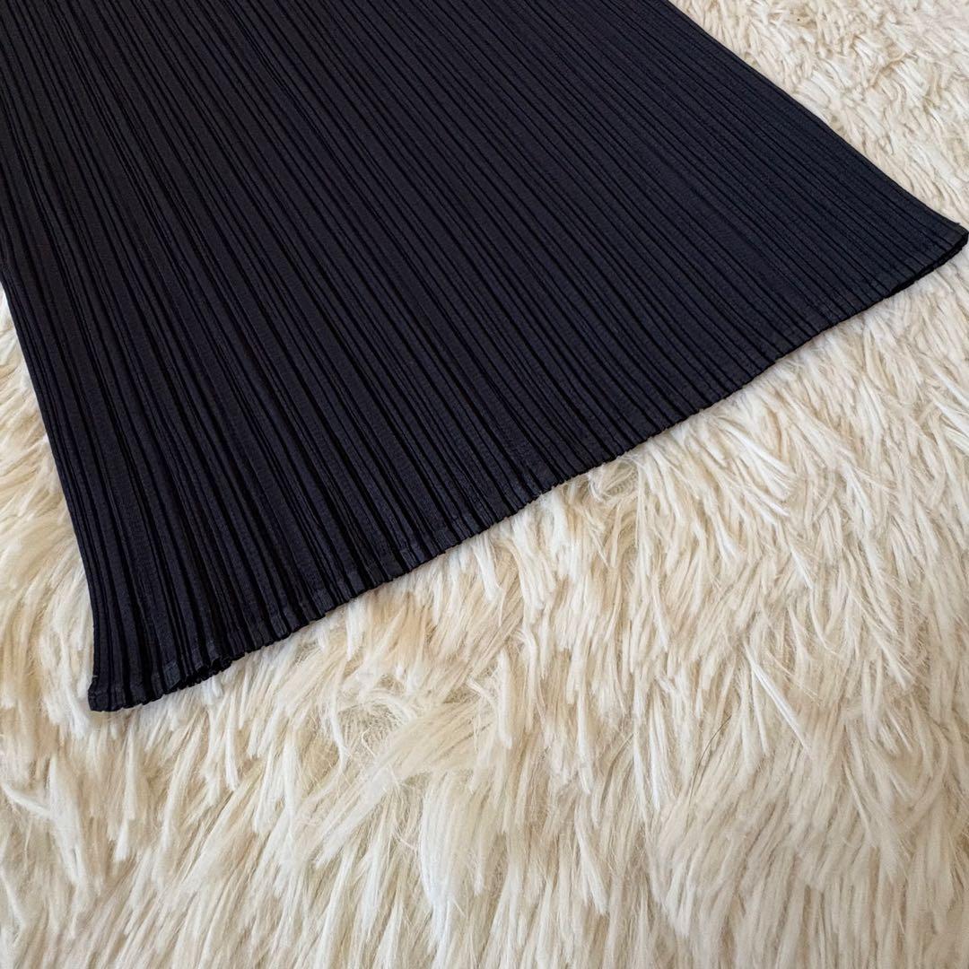 美品✨ プリーツプリーズ　イッセイミヤケ　タンクトップ　ノースリーブ　総プリーツ