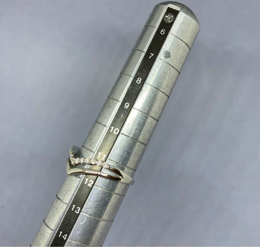 【新品未使用】PT950 天然ダイヤモンド V字　リング