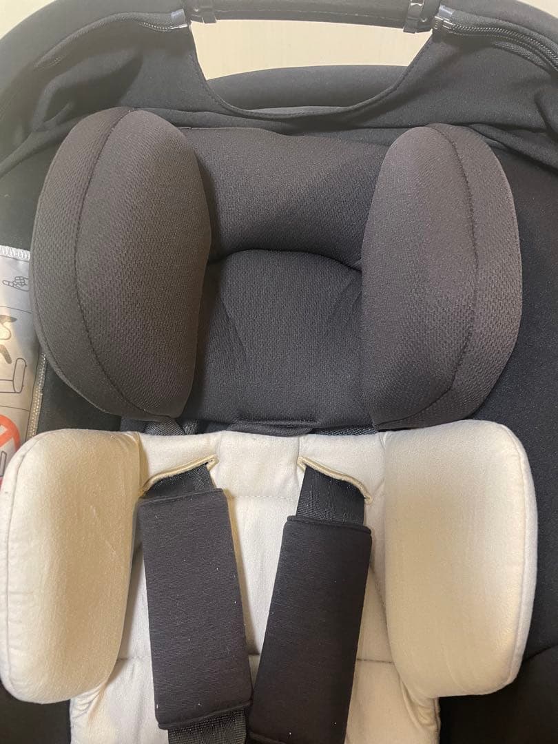 アップリカ チャイルドシート エアキャリーとルーチェ TS アタッチメント付