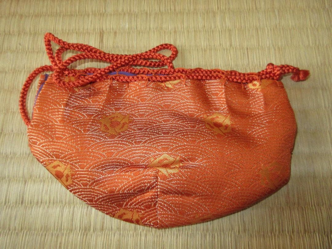 送料込【逢絢亭・新品】茶道具 老松仕覆 波に鱗鶴緞子 表千家好 日本製