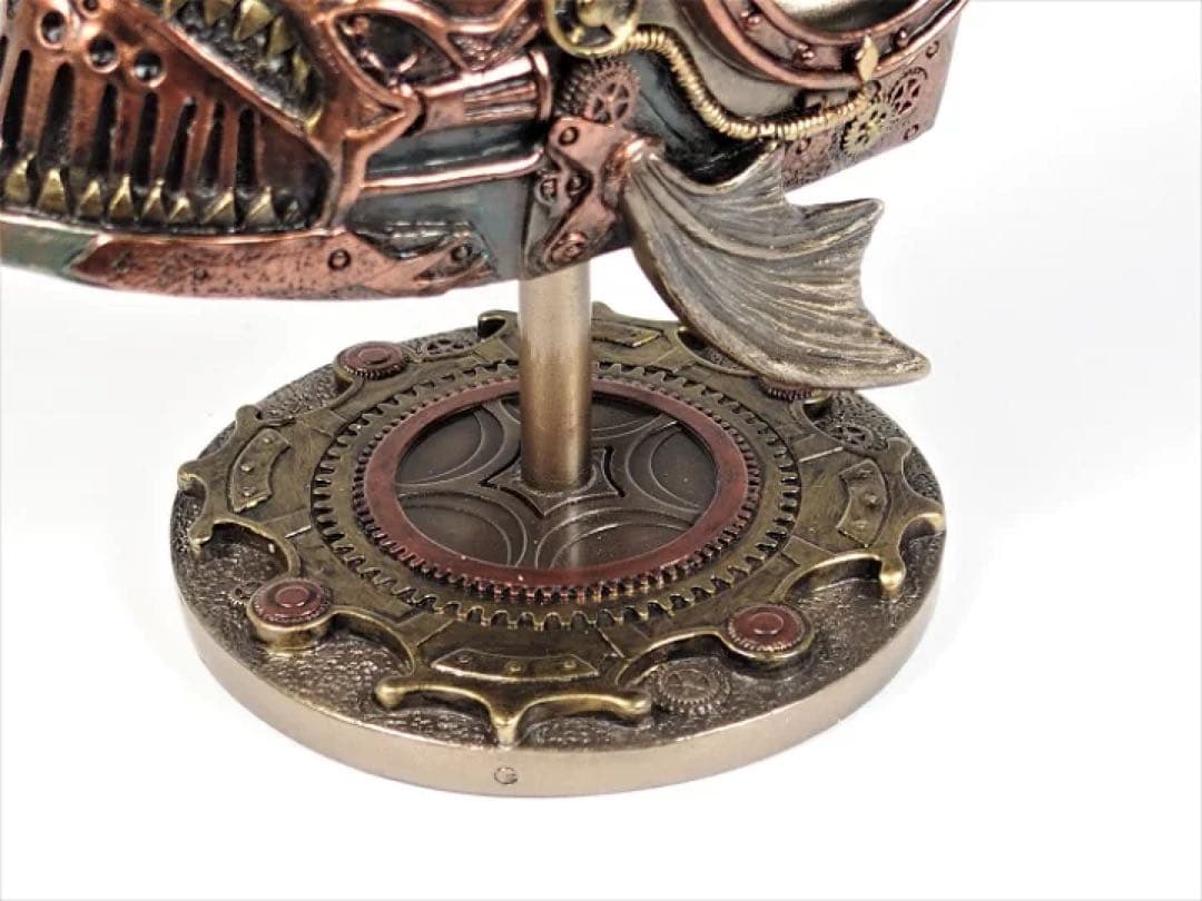 スチームパンク　fish潜水艦　置物　ライト付き　ギレルモデルトロの世界