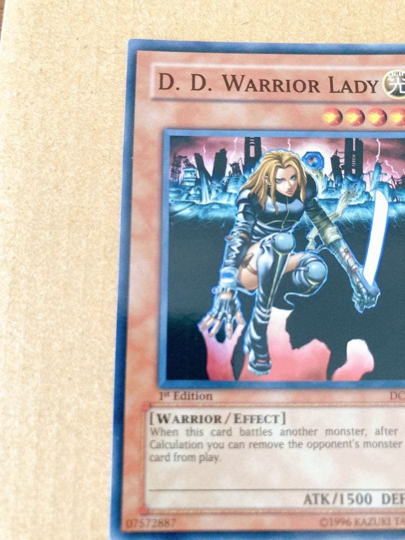 遊戯王 異次元の女戦士 旧アジア版 英語表記 1st スーパー DCR-027