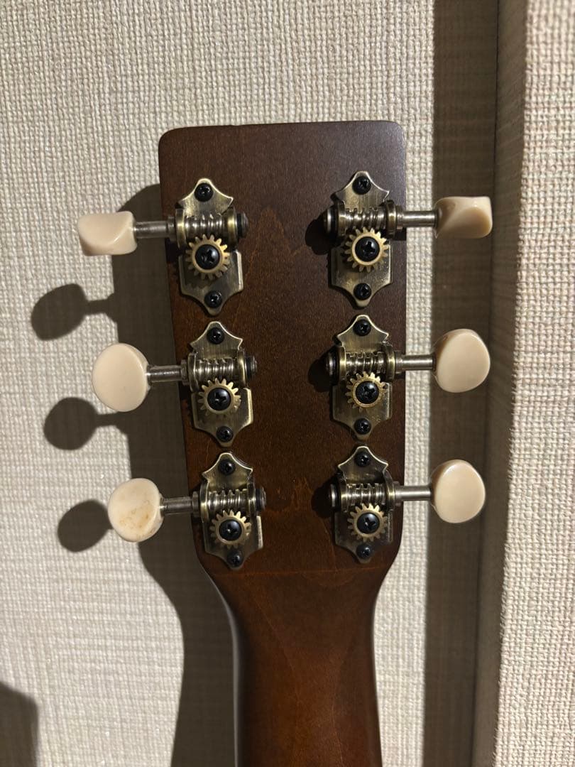 【美品】Art & Lutherie アコースティックギター／ケース付き