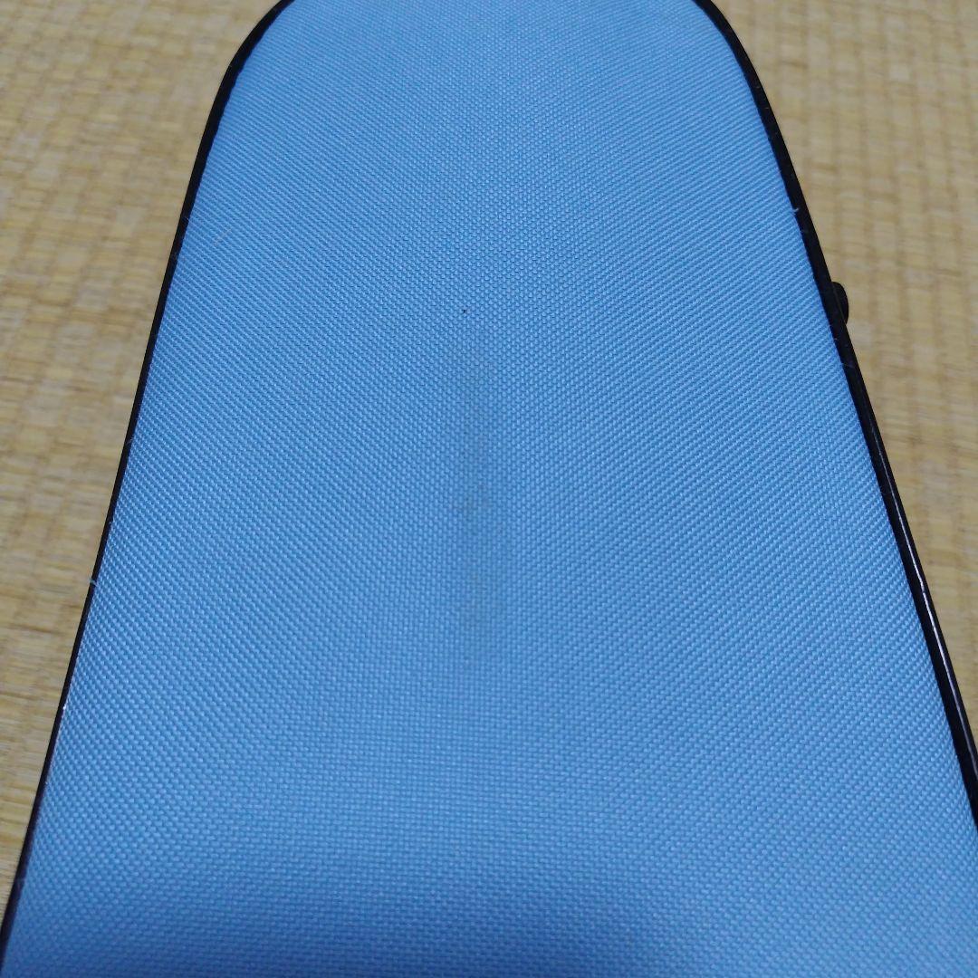 バイオリン本体　1/2サイズとバイオリンケース 軽量ライトブルー、弓付、肩当て付