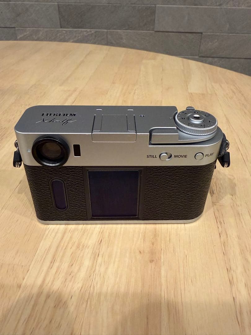 FUJIFILM X half X-HF1 シルバー　美品