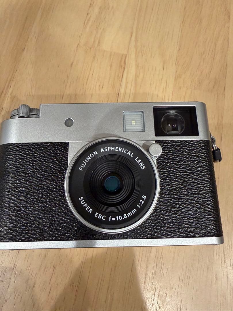 FUJIFILM X half X-HF1 シルバー　美品