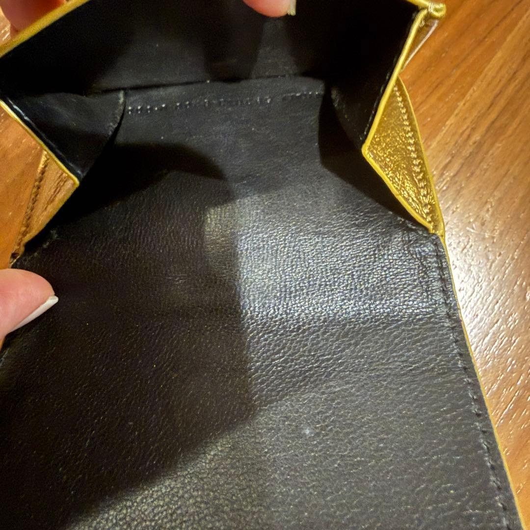 BALENCIAGA ゴールド三つ折り財布