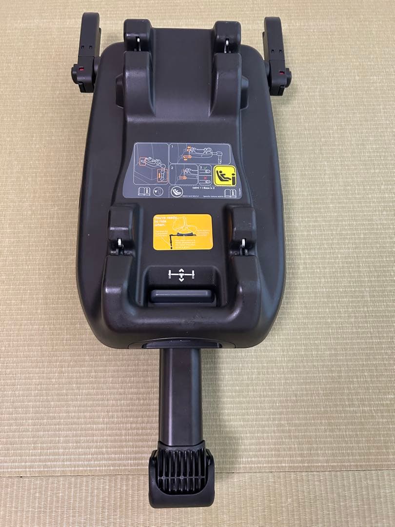 joieチャイルドシート アイ スナグ2＋アイベースラックス2