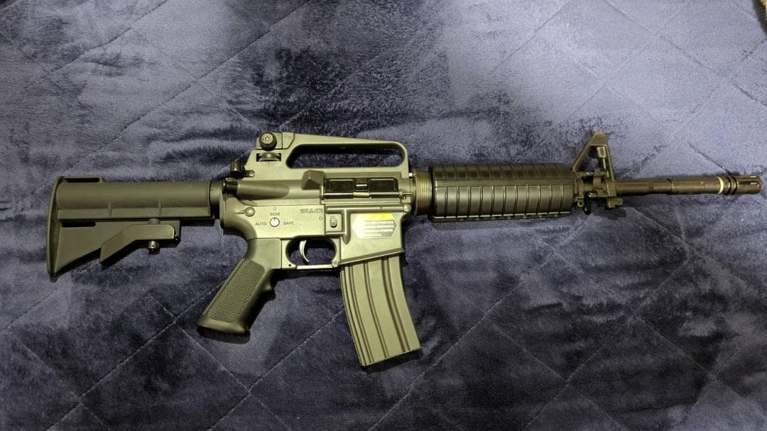 東京マルイ　M4A1 CARBINE 電動ガン