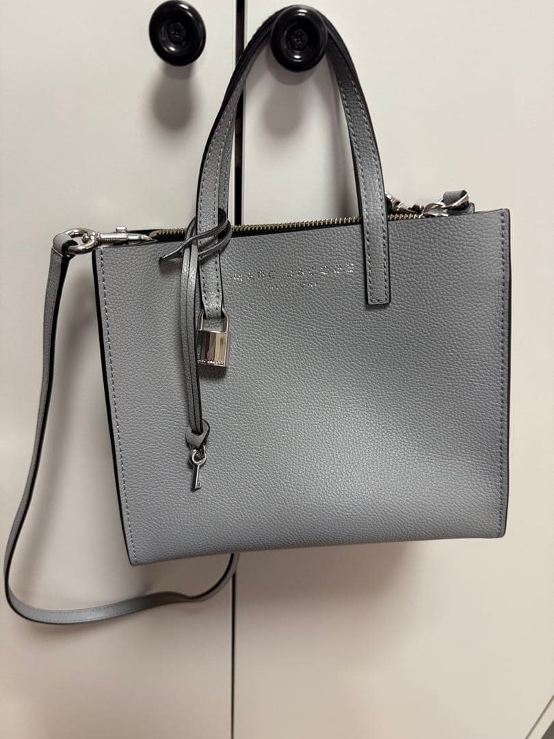 MARC JACOBS ブルーハンドバッグ　ショルダー付